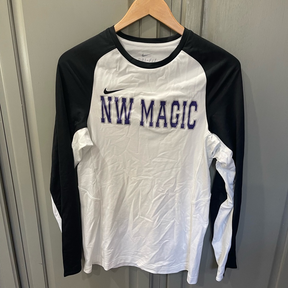 Nike dri fit women’s shirt nw magic xtra small